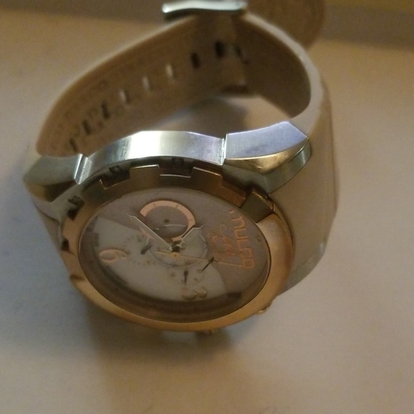 Mulco Women Plush Pink Watch - Picture 4 of 4